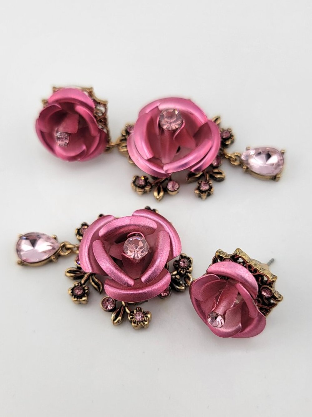 Betsey Johnson Rare Pink Rose Earrings Rhinestone Floral Dangle Statement